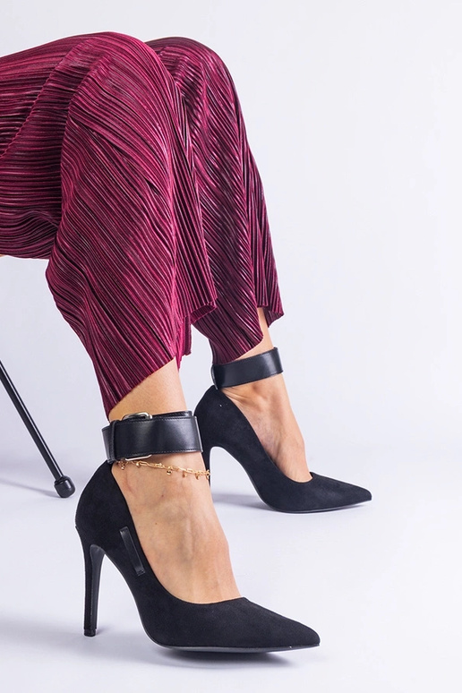 Décolleté nere con tacco alto in...