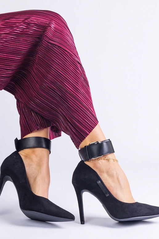 Décolleté nere con tacco alto in...