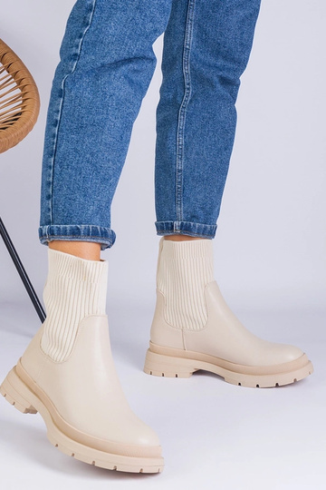 Stivaletti beige con... 2