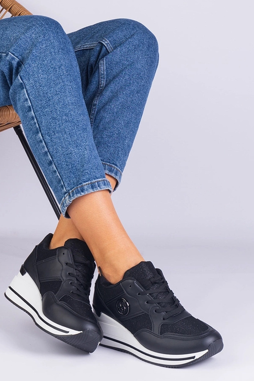 Sneakers da donna nere decorate con...