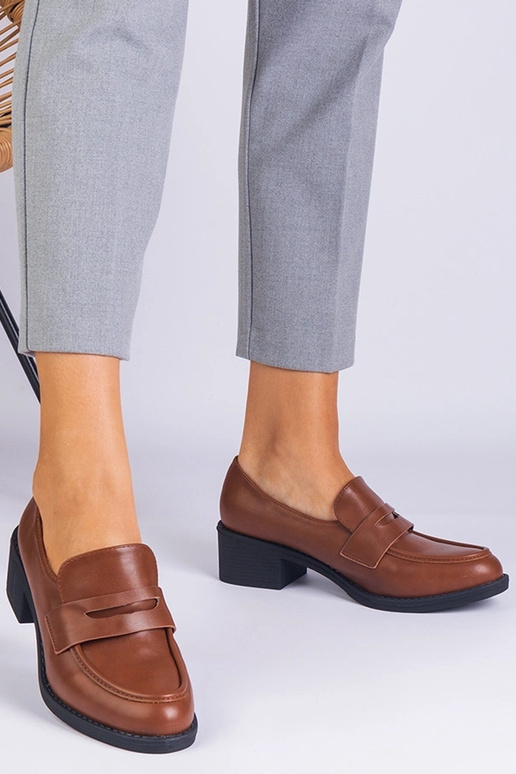 Scarpe basse da donna in ecopelle...