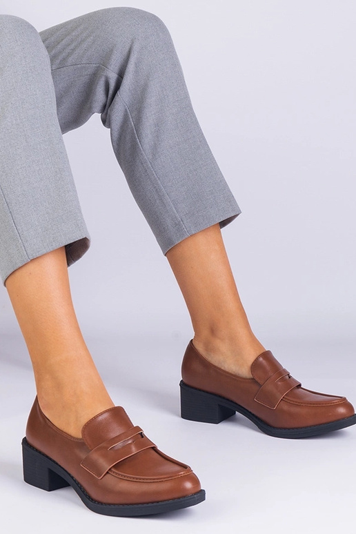 Scarpe basse da donna in ecopelle...