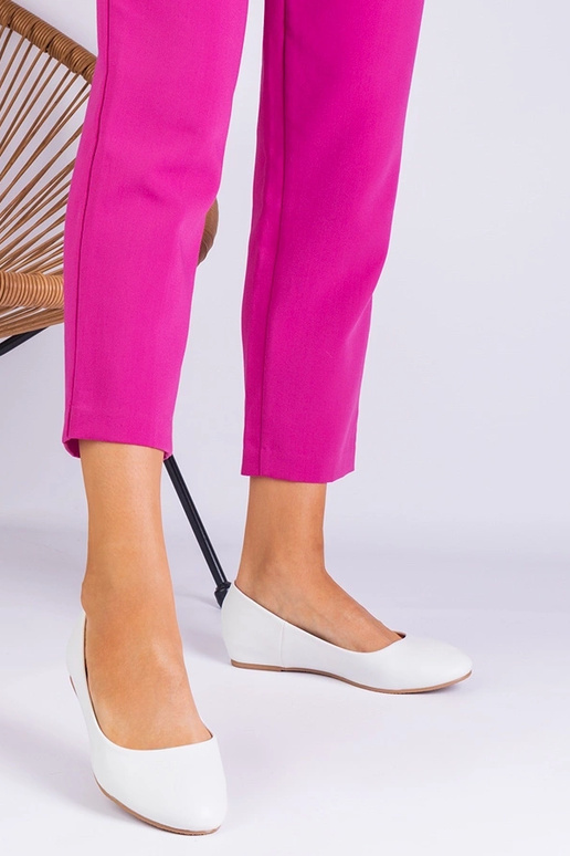 Ballerine bianche con zeppa nascosta...