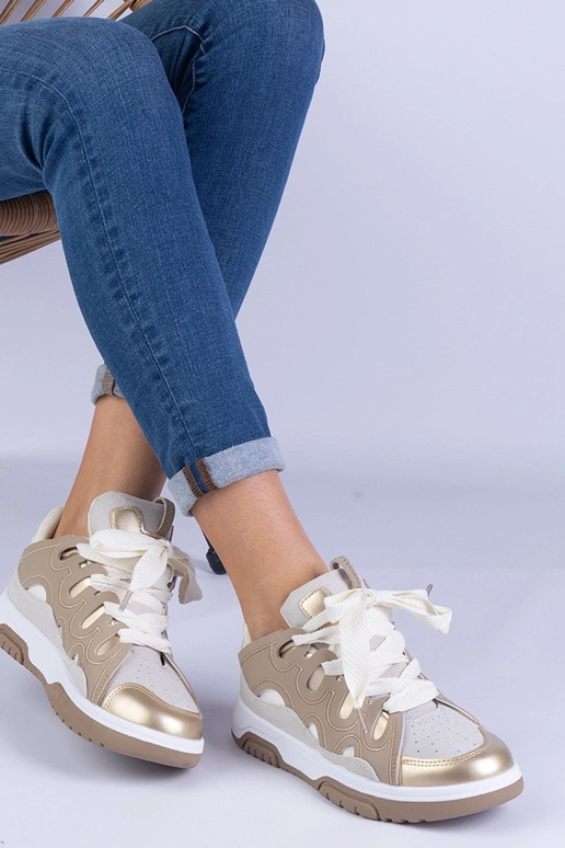 Sneakers beige da donna con...