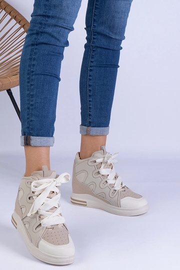 Sneakers beige da donna con... 2