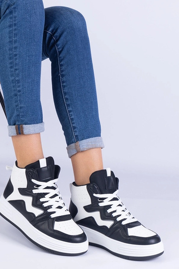 Sneakers sportive da donna...