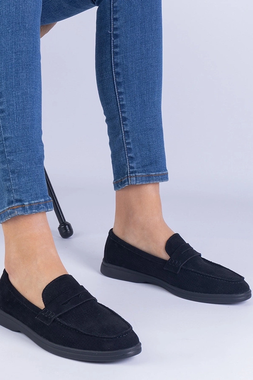 Mocassini classici neri traforati in...