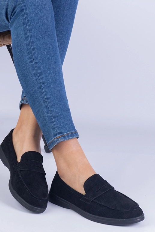 Mocassini classici neri traforati in...