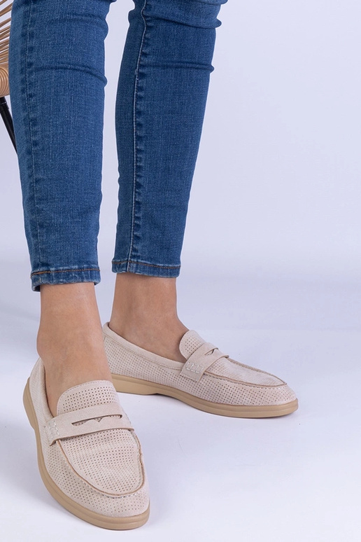 Mocassini classici beige traforati in...
