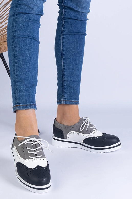 Scarpe classiche nere tipo Oxford Toddi