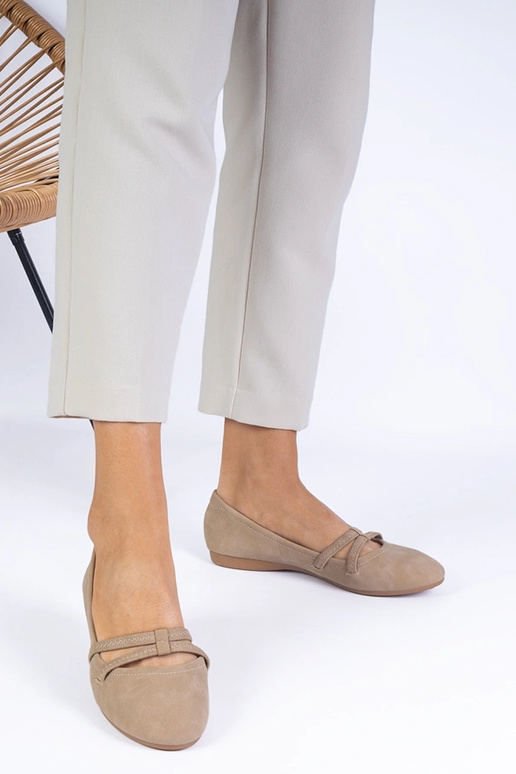 Ballerine beige da donna in ecopelle...