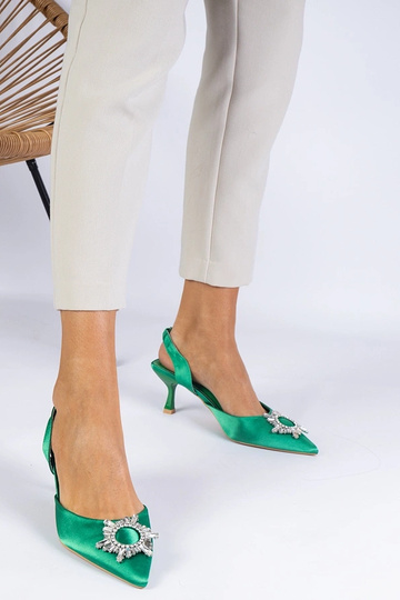 Décolleté in raso verde con tacco aperto ed elegante decorazione Melossi 2