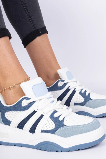 Sneakers blu da donna con lacci massicci Bartella 2