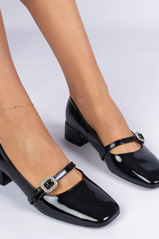 Décolleté eleganti neri decorati con...