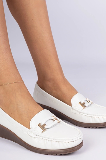 Mokasini bianchi da donna... 2