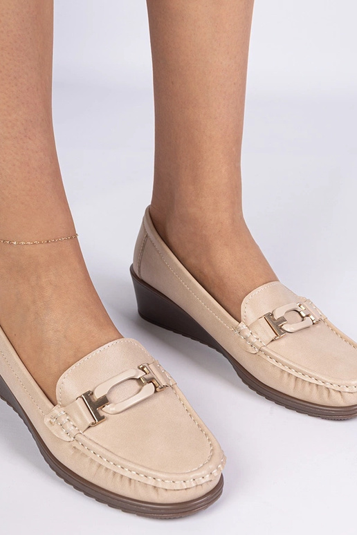 Mokasini beige da donna con tacco...