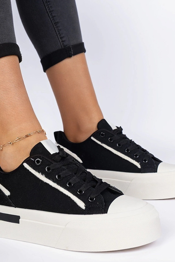 Trampoli neri da donna in... 2