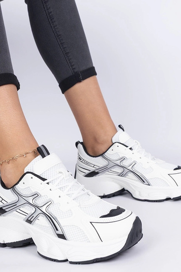 Sneakers nere da donna con... 2