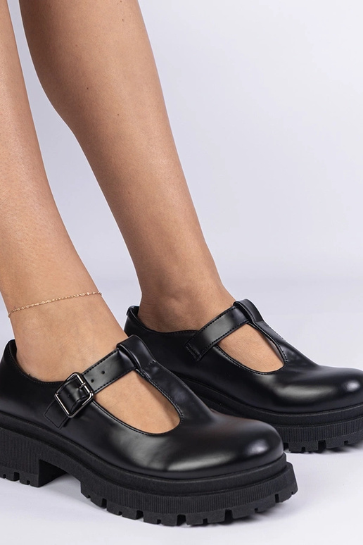 Scarpe basse nere con plateau in...