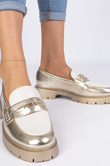 Mokasini dorati da donna...