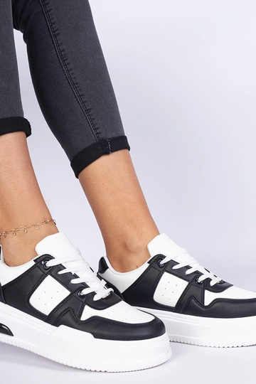 Sneakers bicolori da donna (nero e bianco) con suola spessa Rossio