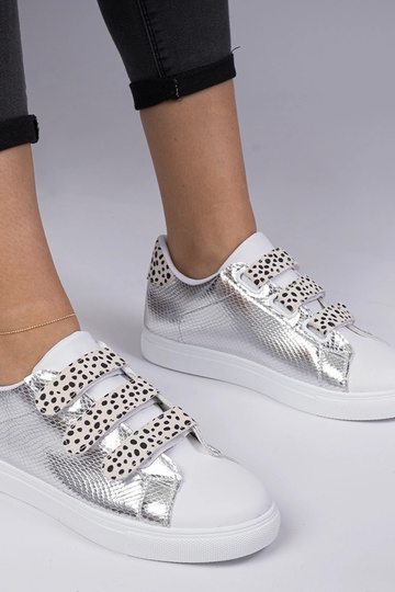 Sneakers argento con...