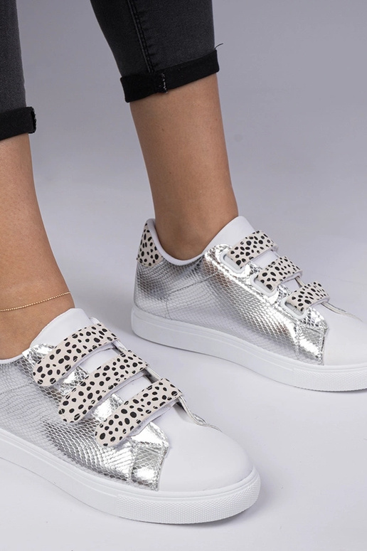 Sneakers argento con finitura animale...