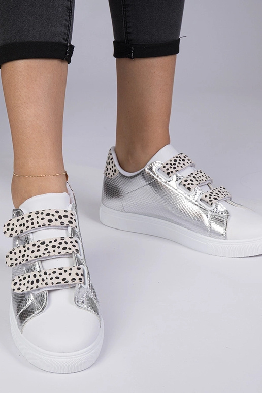 Sneakers argento con finitura animale...