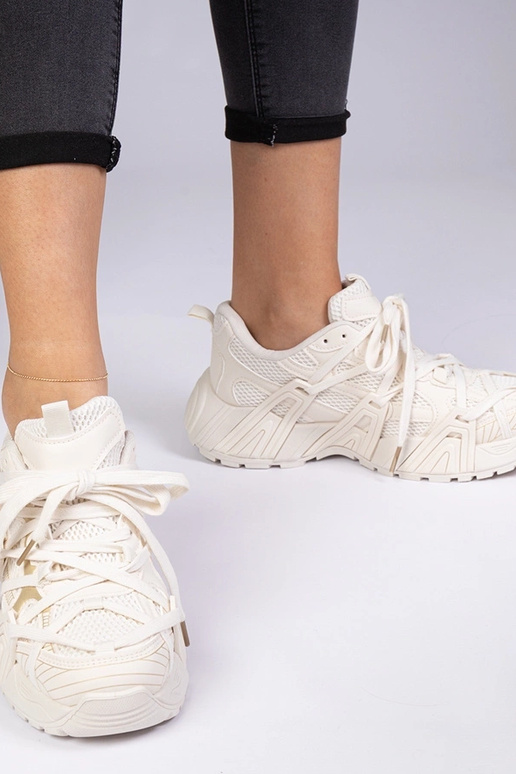 Sneakers beige con suola massiccia Telda