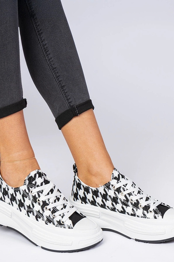 Scarpe da ginnastica... 2