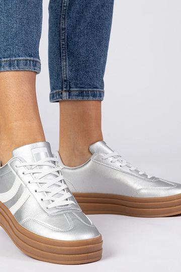 Sneakers da donna sportive argentate con piattaforma Melly 2