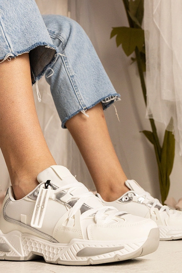 Sneakers bianchi donna con suola massiccia Balika