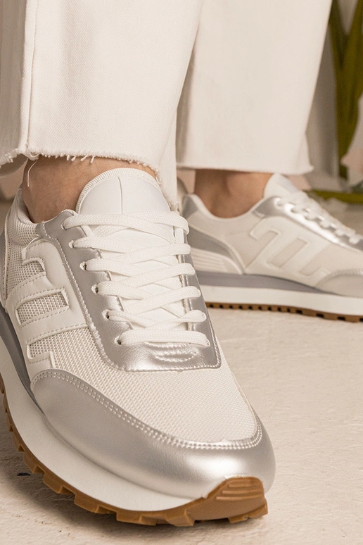 Sneakers bianchi e argento donna...