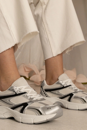 Sneakers argento da donna sportive con glitter Bakari