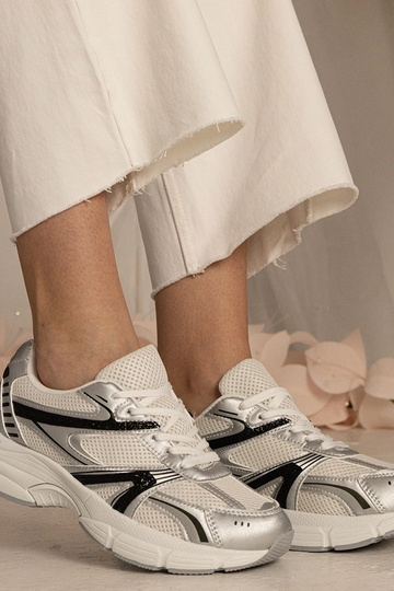Sneakers argento da donna sportive con glitter Bakari 2