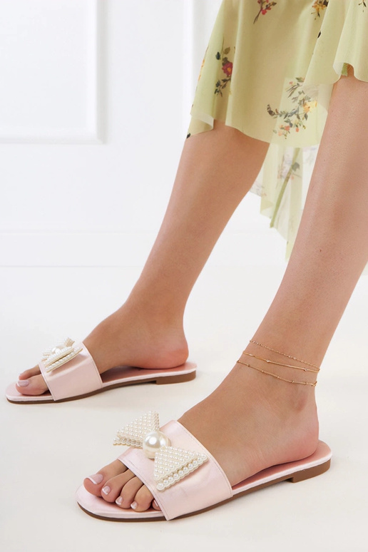 Pantofole color sabbia in satin da...