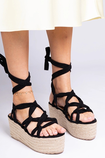 Sandali neri tipo...