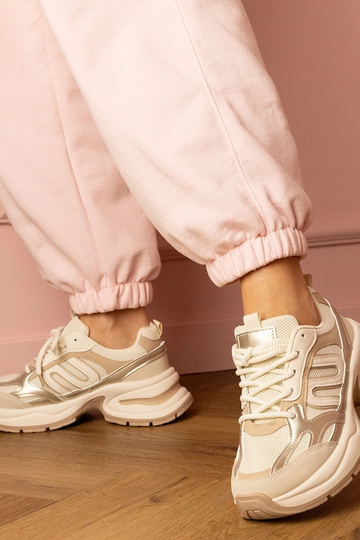 Scarpe sportive sabbia... 2