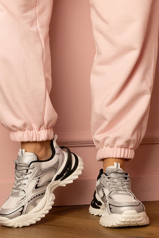 Scarpe sportive argentate femminili...