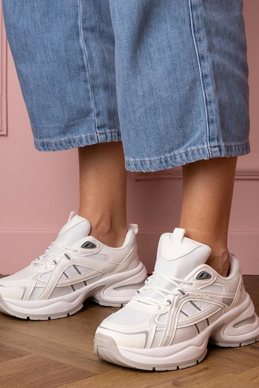 Scarpe sportive bianche femminili su...