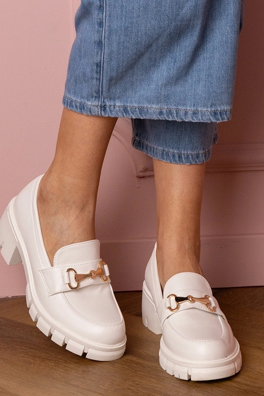 Marela scarpe basse bianche con tacco... Marela scarpe basse bianche con tacco...