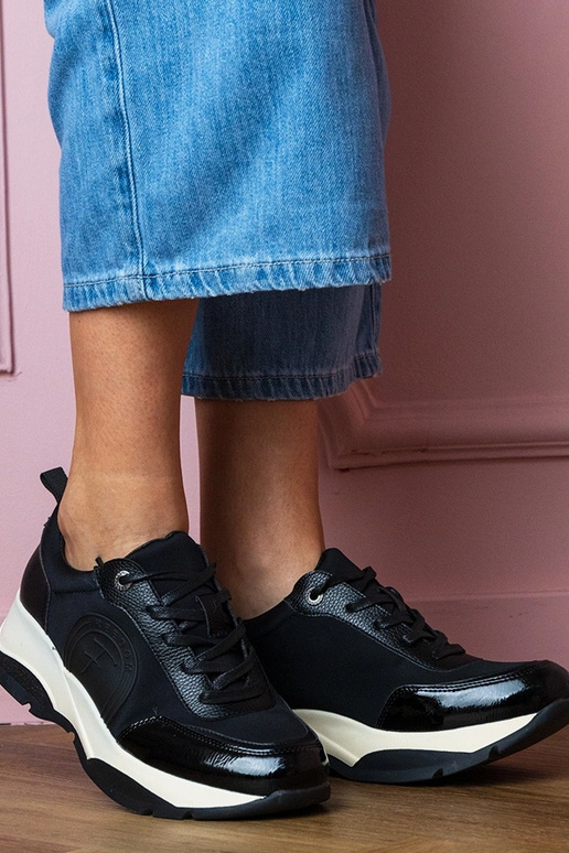 Scarpe sportive nere da donna Wener