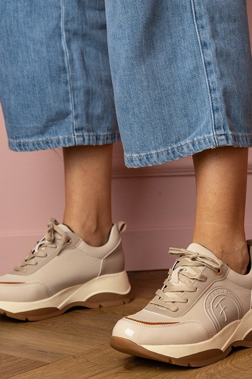 Scarpe sportive beige da donna Wener