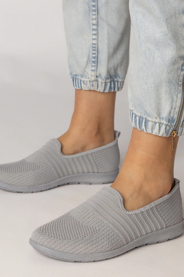 Scarpe grigie da donna, "Saris"