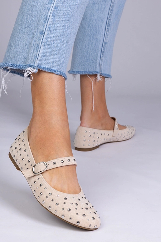 Ballerine color sabbia con borchie e...
