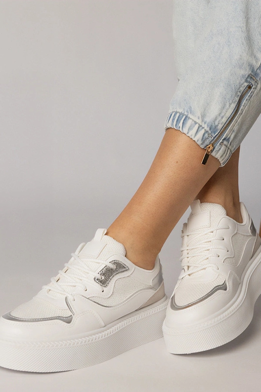 Scarpe sportive bianche con inserti...