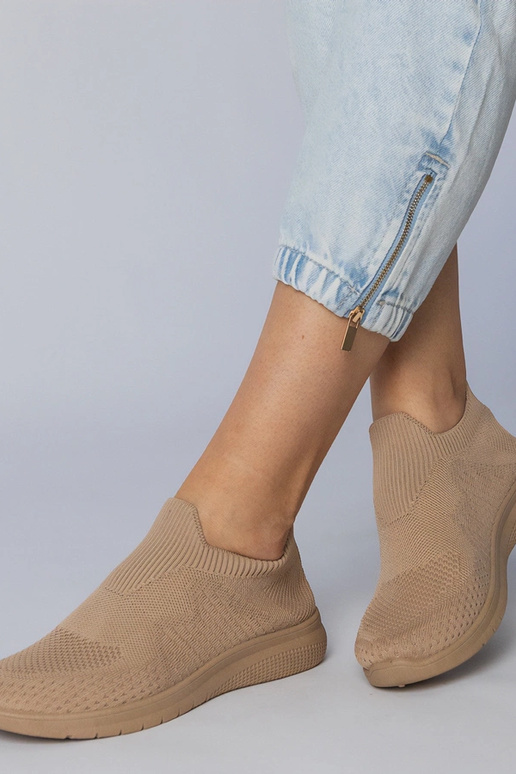 Scarpe sportive color sabbia con...