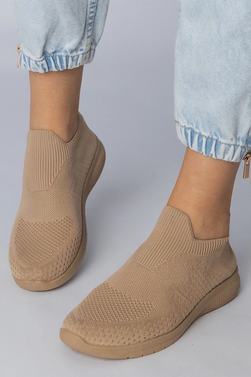 Scarpe sportive color sabbia con...