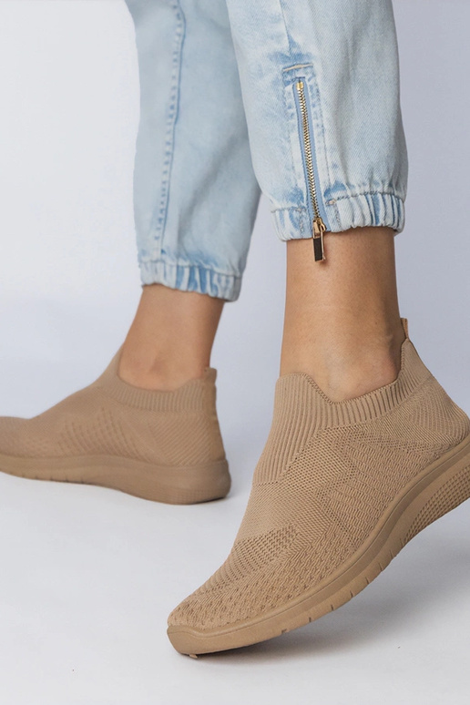 Scarpe sportive color sabbia con...