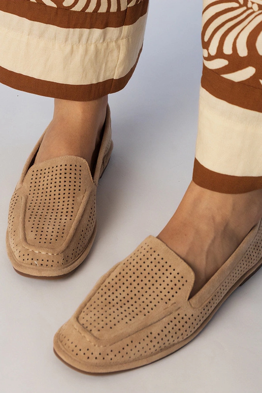 Mocassini color sabbia in camoscio...